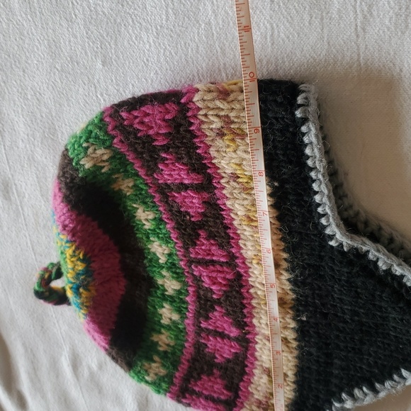 The Collection Royal 100% Wool Handmade In Nepal Fleece Lined Hat - Picture 11 of 14